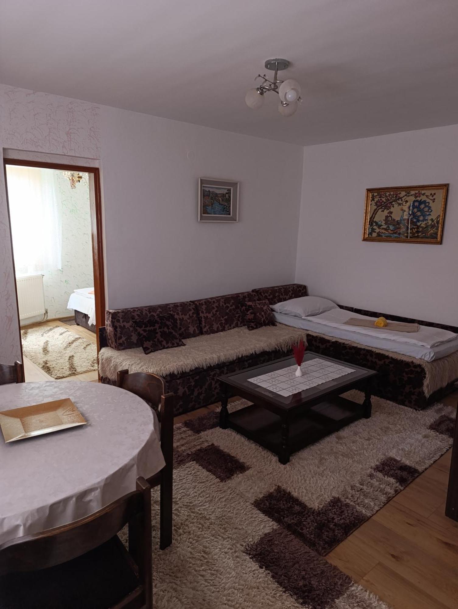 Apartment Safir - Free Parking Saraievo Exterior foto
